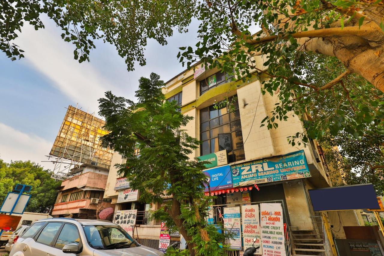 Oyo 24950 Hotel Shree Balaji Residency Ahmadábád Kültér fotó